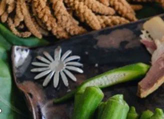 錫銀小花筷架